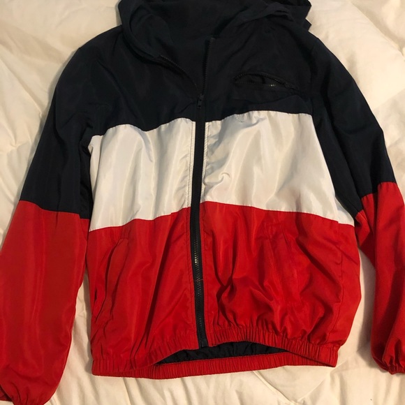 Brandy Melville Jacket - Picture 2 of 3